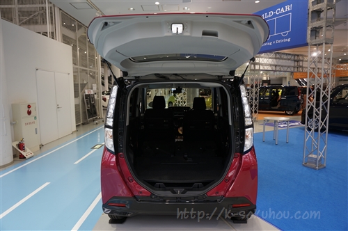 使って分かった トヨタ タンク ルーミーの荷室の欠点 デメリット 試乗レビュー速報 軽自動車選び Com