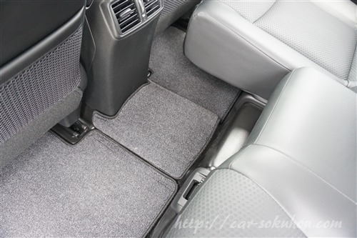日産 新型エクストレイルの後部座席のスライド幅はどのくらい 試乗レビュー速報 軽自動車選び Com 日産 新型エクストレイルの後部座席のスライド幅はどのくらい 試乗レビュー速報 軽自動車選び Com